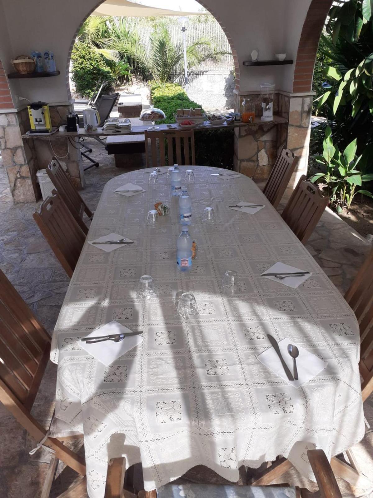 Villa Lina Bed&Breakfast Таранто Екстер'єр фото