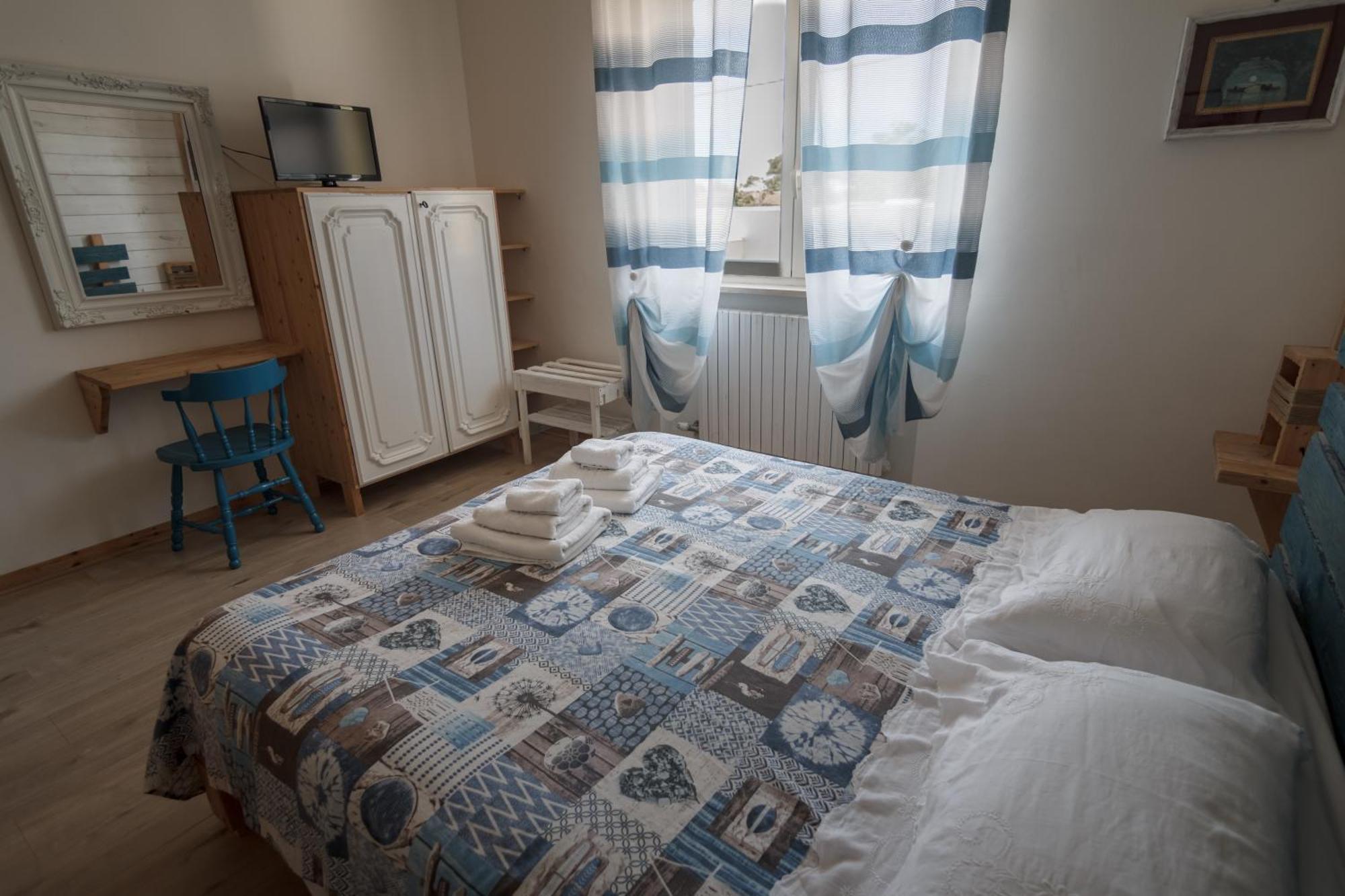 Villa Lina Bed&Breakfast Таранто Екстер'єр фото