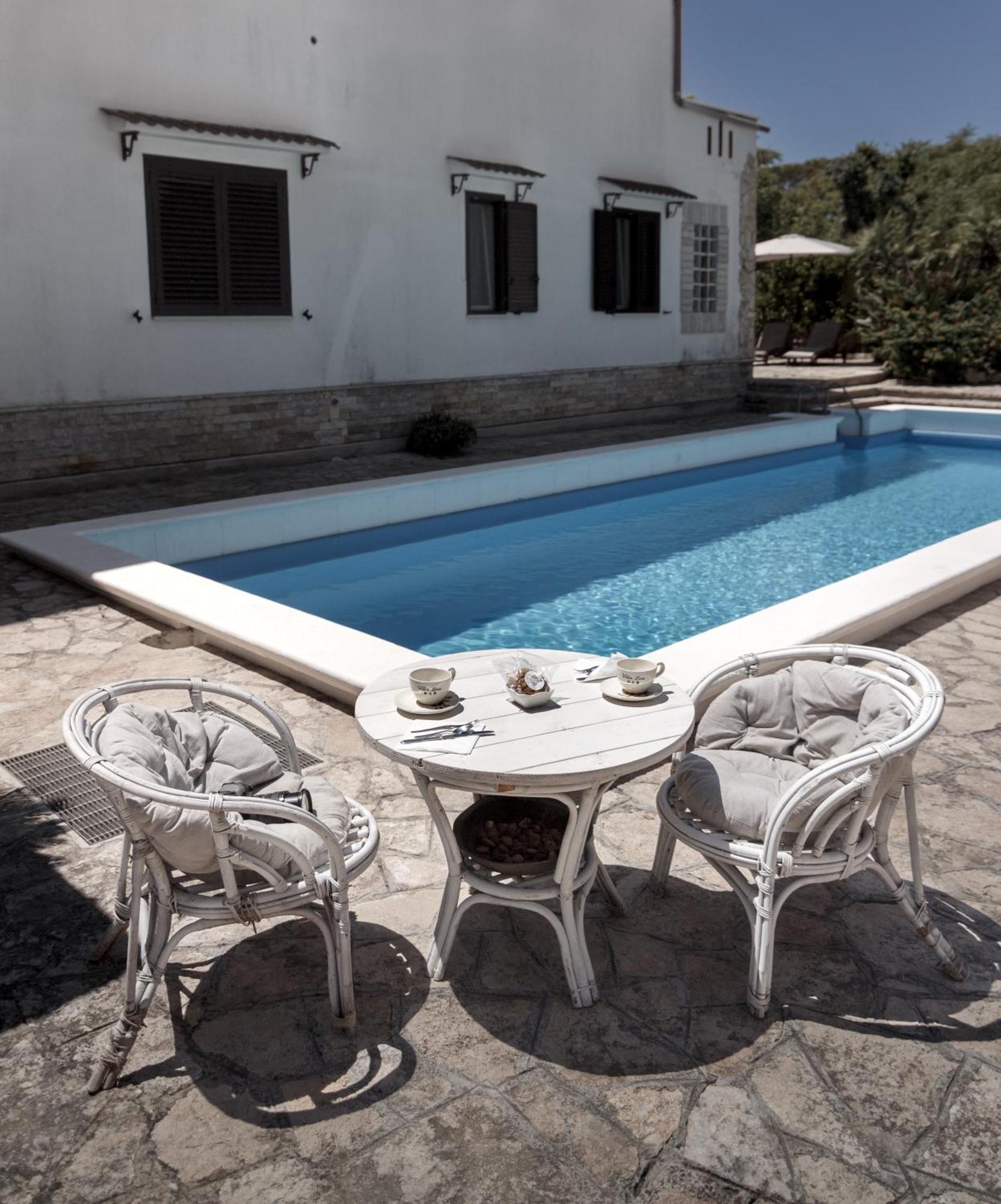 Villa Lina Bed&Breakfast Таранто Екстер'єр фото