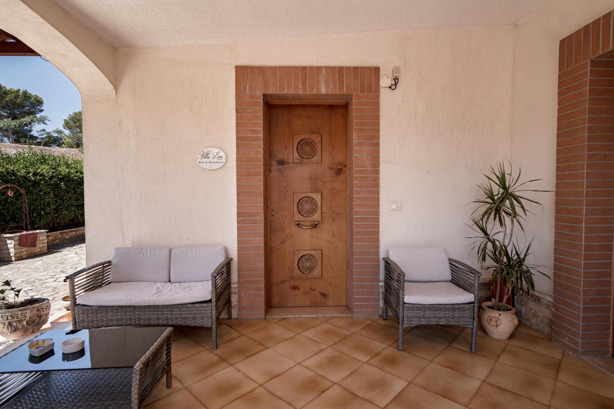 Villa Lina Bed&Breakfast Таранто Екстер'єр фото